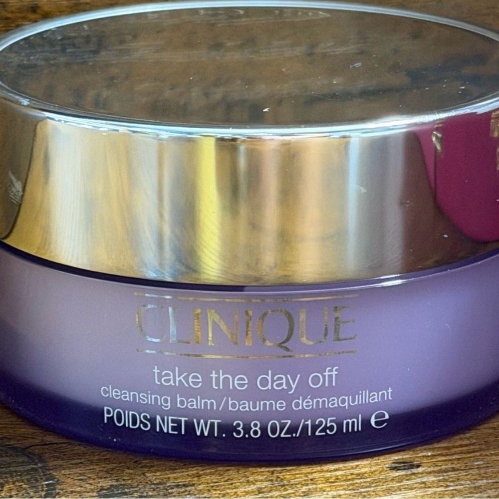 Clinique Take The Day Off Cleansing Balm +Dramatically Different Hydrating Jelly - Picture 2 of 16